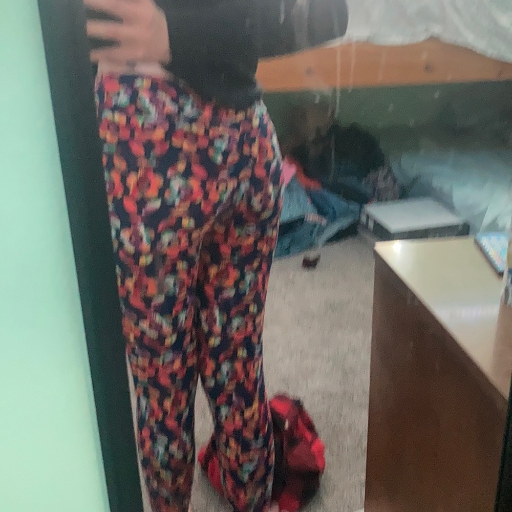Lula roe flower 🌸 leggings - Picture 6 of 6
